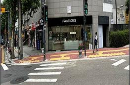 휠체어도, 유모차도, 망설임 없이 걷는 길…마포 무장애길 조성 완료 기사 이미지