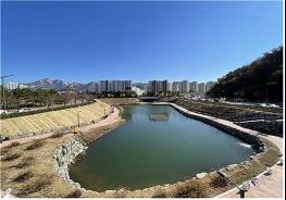 유수지의 변신… 구파발천, 북한산 조망하는 수변감성공간으로 재탄생 기사 이미지